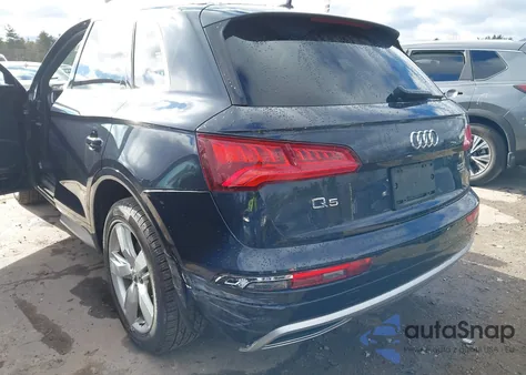 2018 Audi Q5 2.0T Premium/2.0T Tech Premium z USA, uszkodzony, nr VIN WA1BNAFY9J2225188